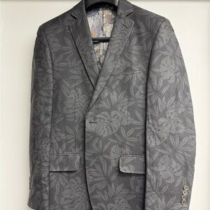 Elegant Gray Patterned Men's Blazer